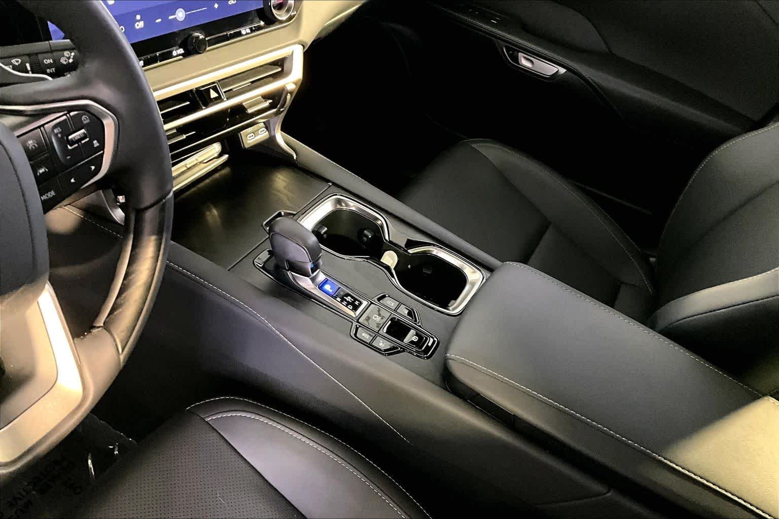 Used 2024 Nightfall Mica Lexus Premium image 17