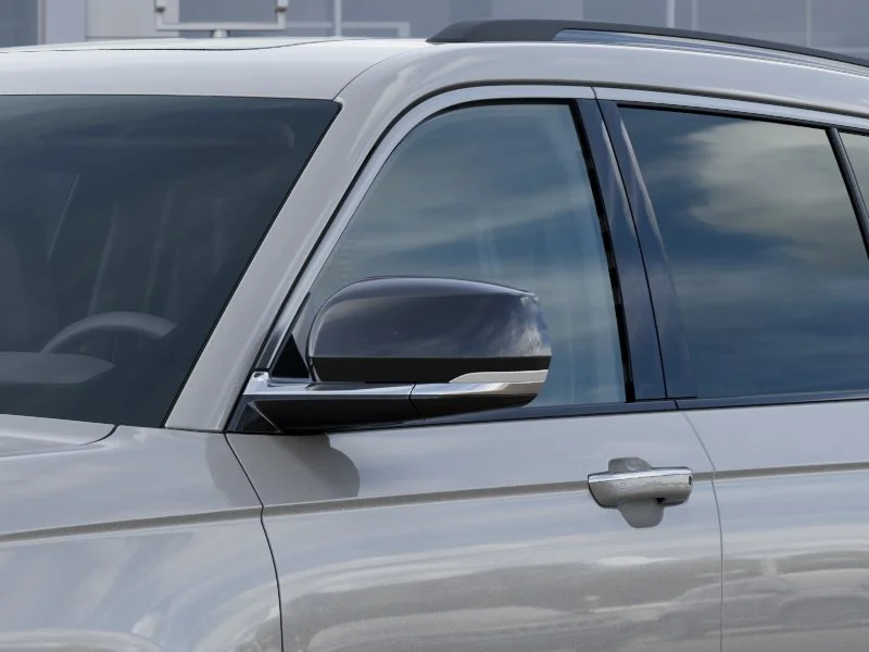 New 2026 Silver Zynith Exterior Paint Jeep Limited image 12