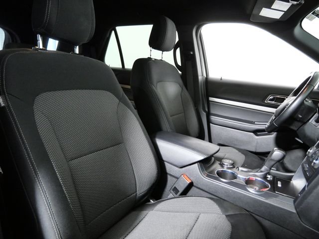 Used 2018 White Ford XLT image 9