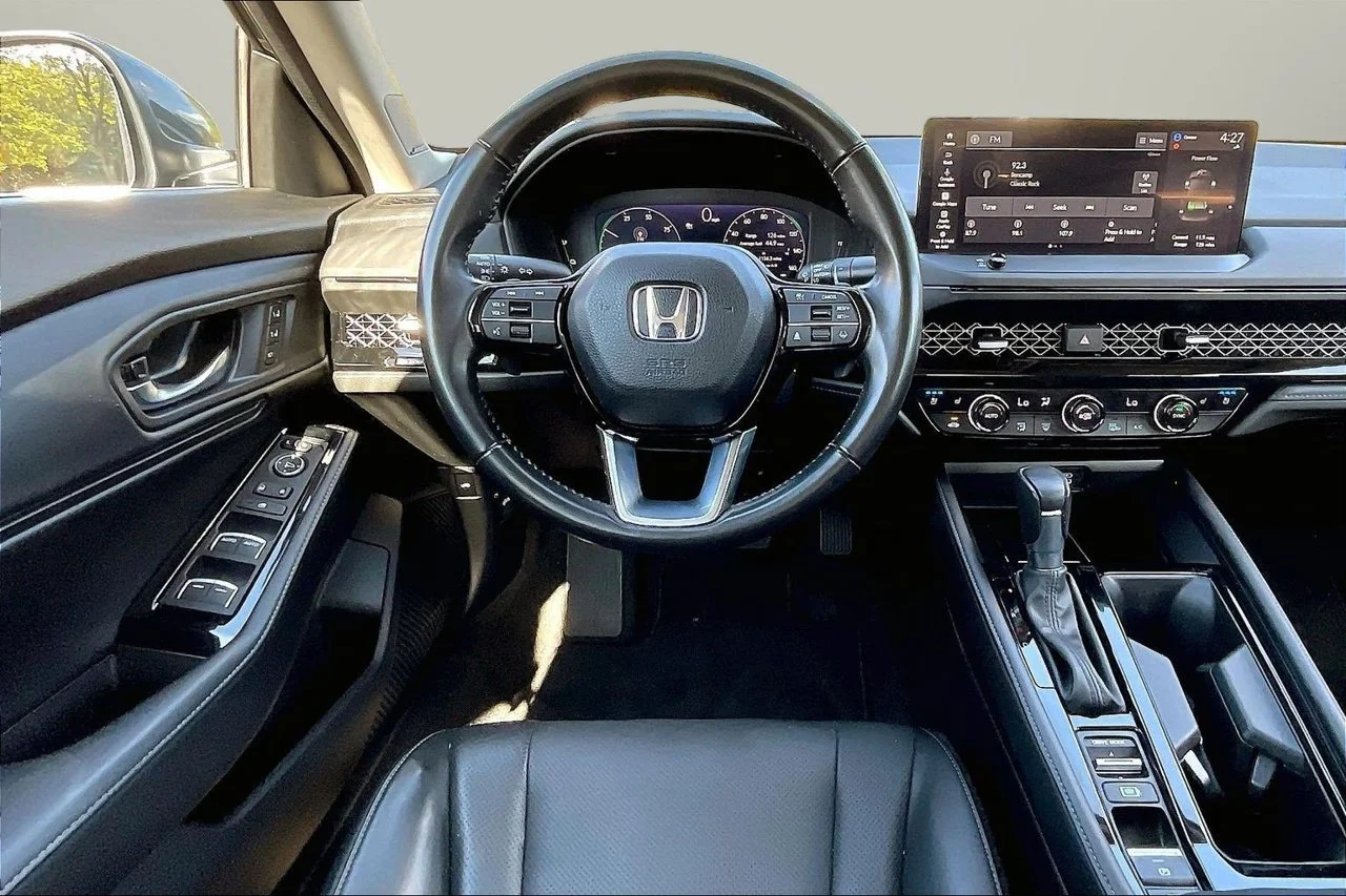Certified Used 2023  Honda Touring image 11