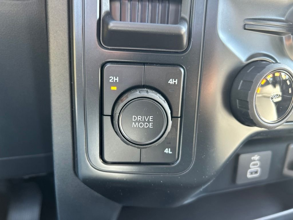 New 2026 Oxford White Ford XL image 25