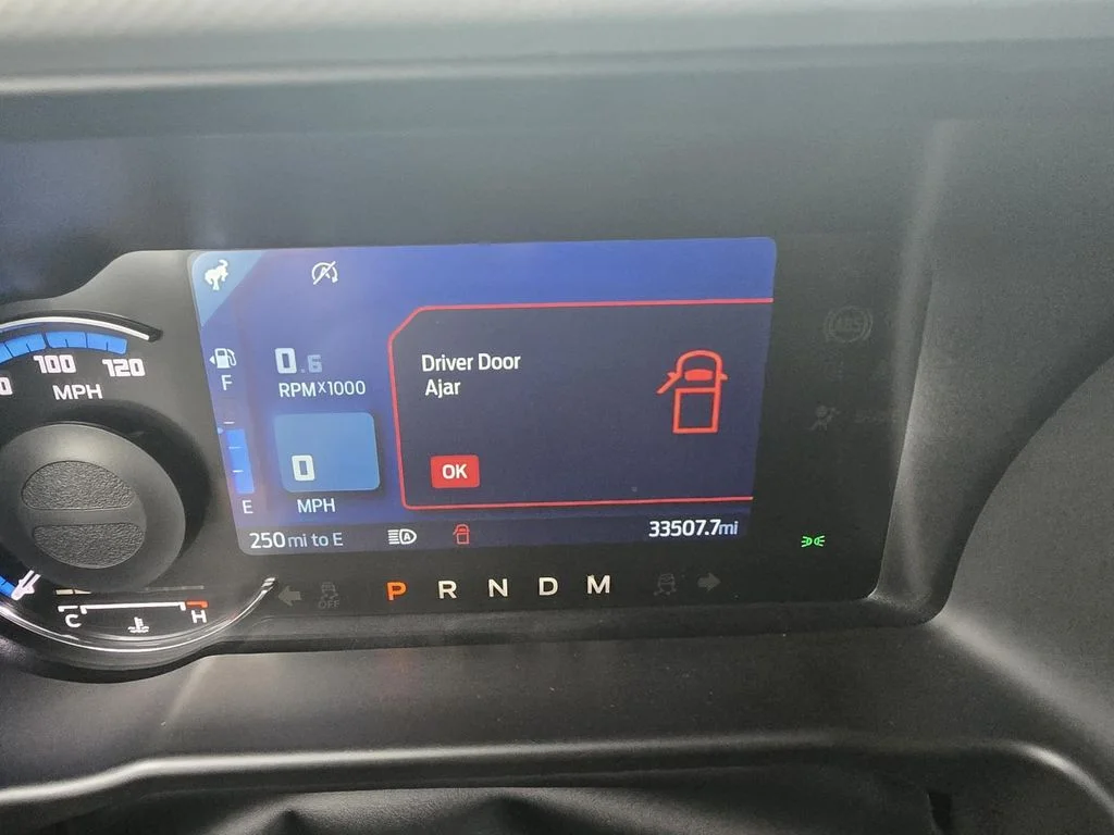 Used 2023 Blue Ford Badlands image 13