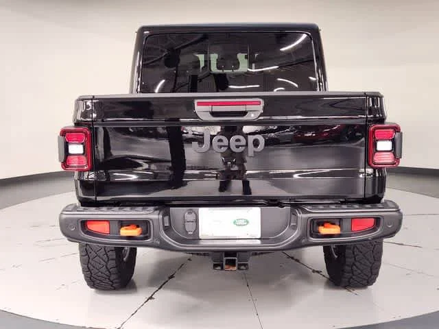 Used 2024 Black Clearcoat Jeep Mojave X image 10