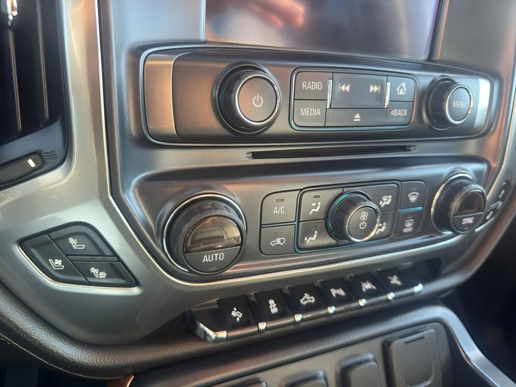 Used 2018 GRAPHITE METALLIC Chevrolet LTZ image 23