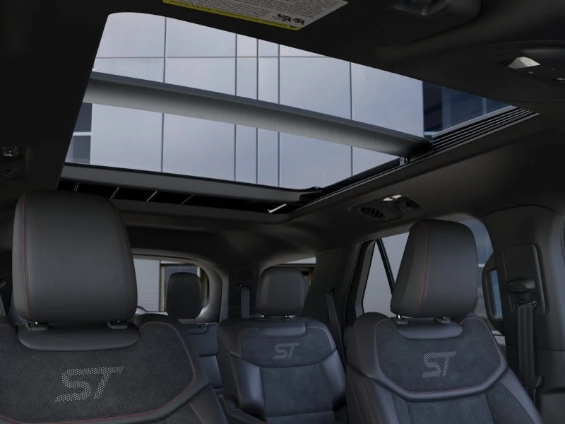 New 2026 Star White Metallic Tri-Coat Ford ST image 23