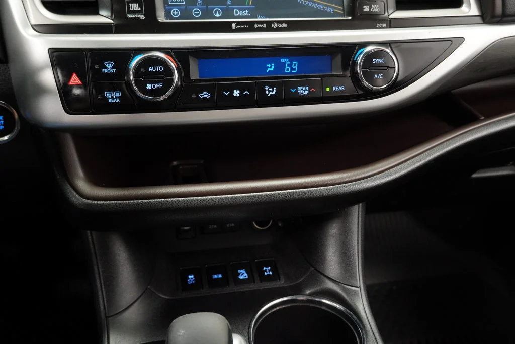 Used 2018 Black Toyota Limited image 34