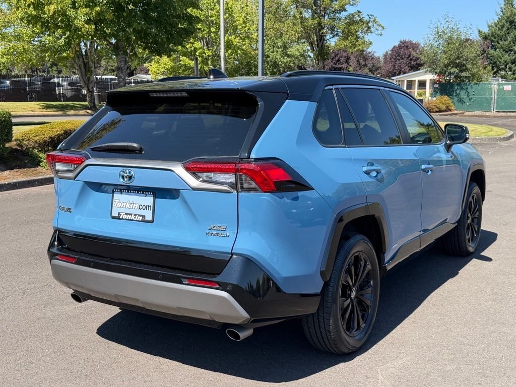 Used 2022 Cavalry Blue/Midnight Black Metallic Toyota XSE image 7