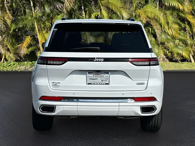 Certified Used 2025 White Jeep Overland image 7