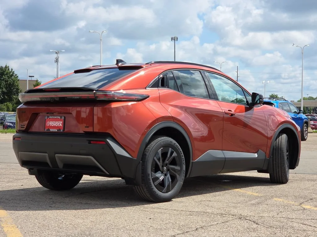 2026 Toyota C-HR SE - Photo 22