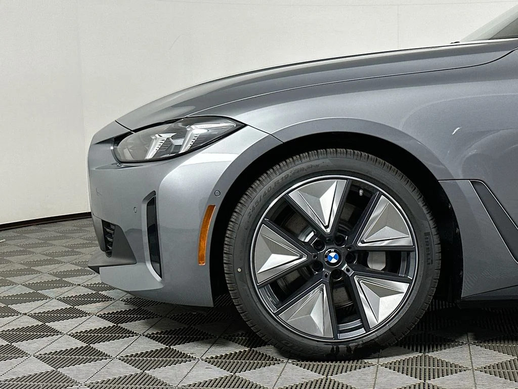New 2026 Gray Metallic BMW xDrive40 image 9