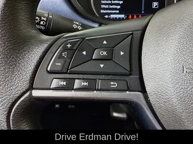 2025 Nissan Versa Sedan SV - Photo 12