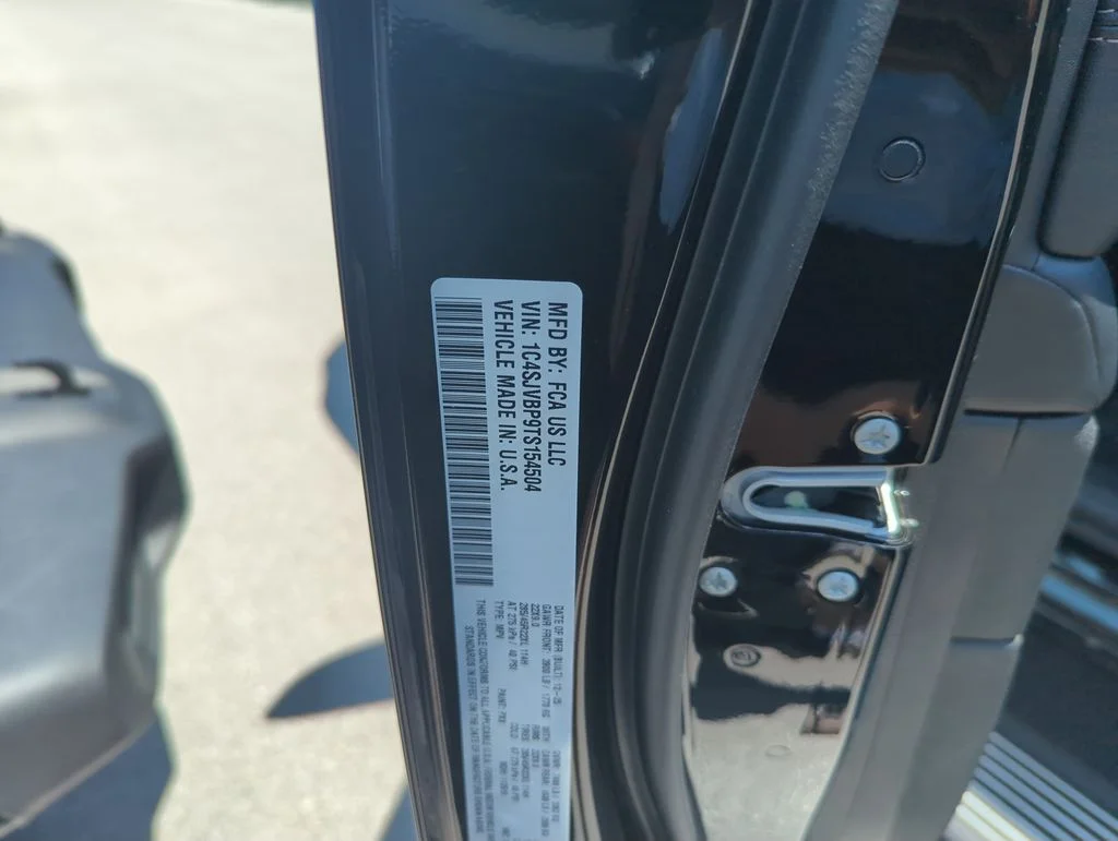 New 2026 High Gloss Black Exterior Paint Jeep Limited Reserve image 43