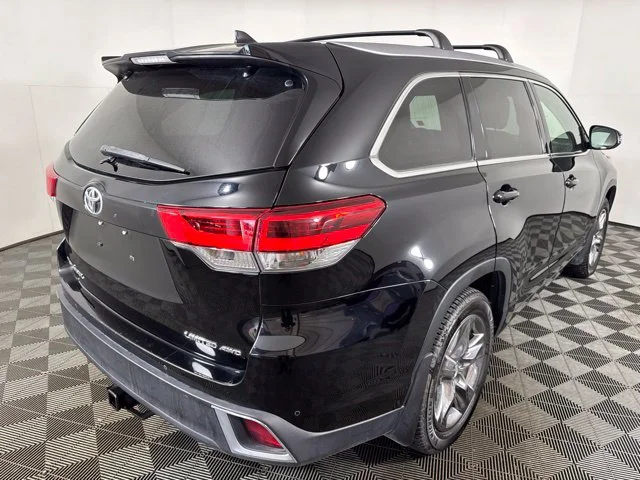 Used 2019 Black Toyota Limited Platinum image 3
