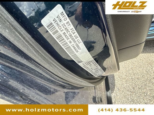 Used 2024 Blue Chrysler Touring L image 33