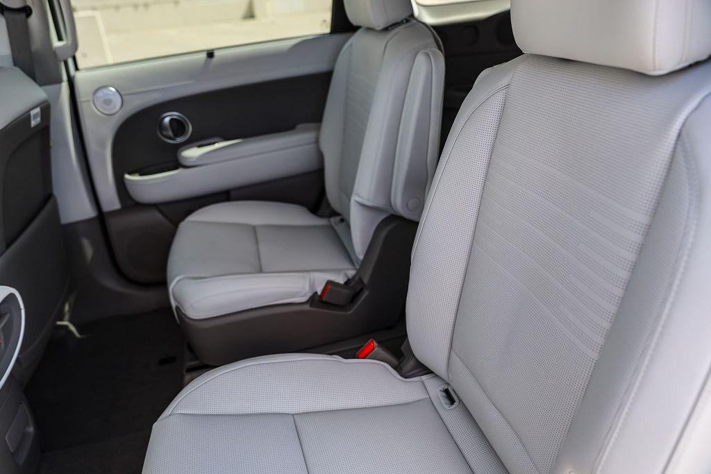New 2026 White Hyundai Limited AWD image 18