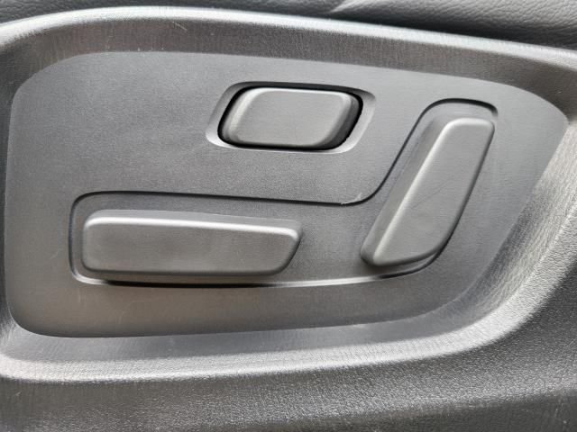 Used 2021 White Mazda Touring image 18