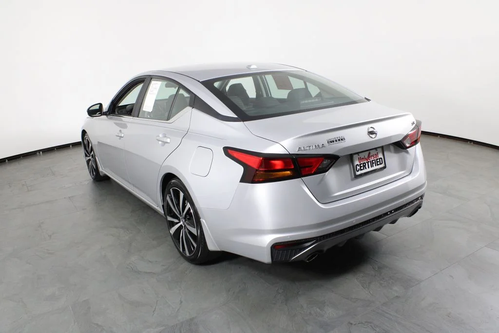 Certified Used 2020 Silver Nissan 2.5 SR image 16