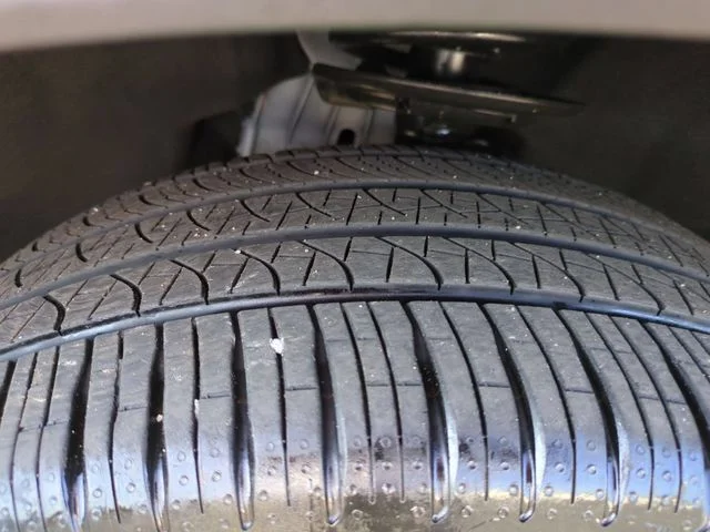 Used 2025 White Ford Platinum image 11