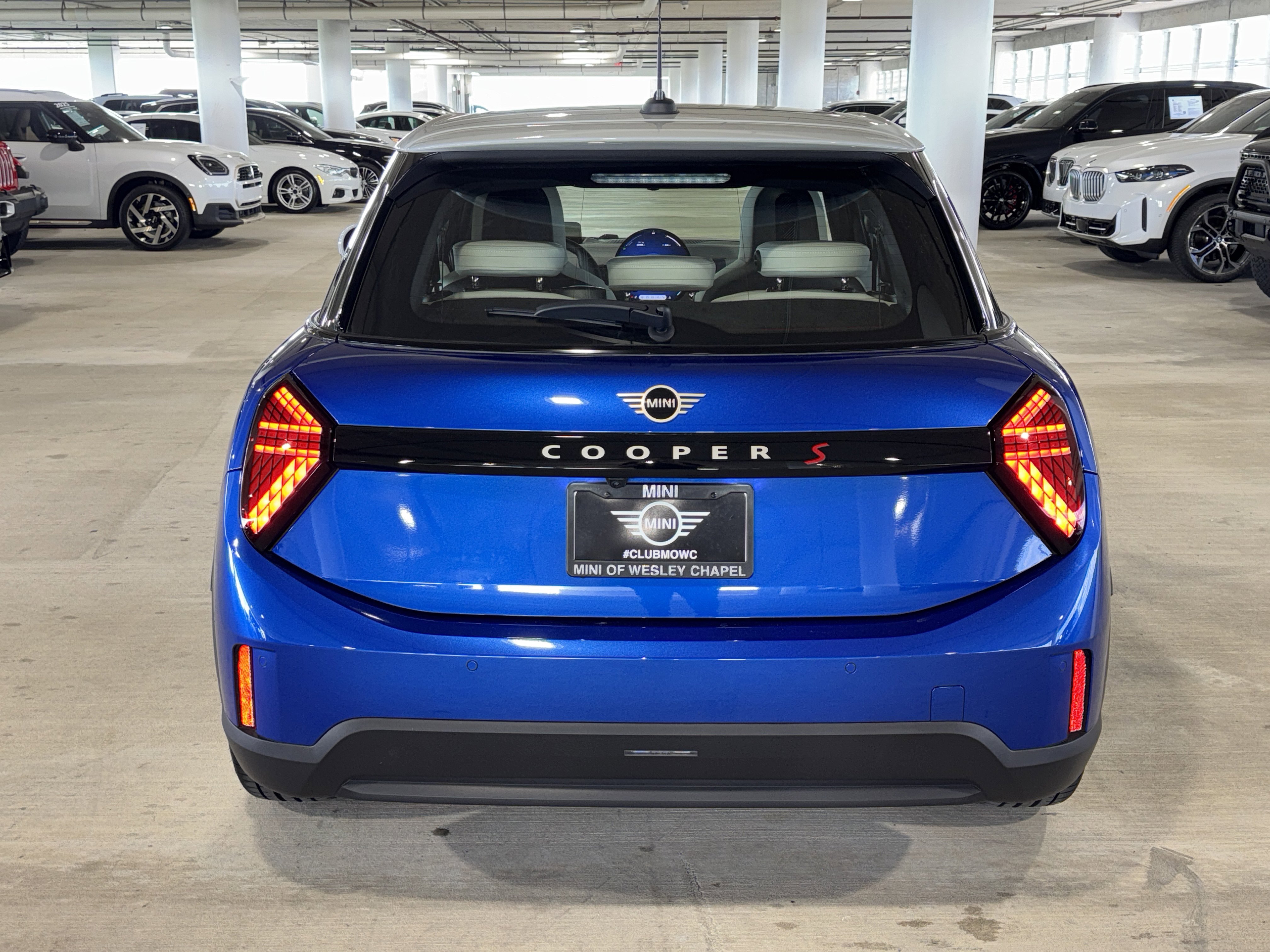 Used 2025 Blazing Blue Metallic MINI Signature Plus image 6