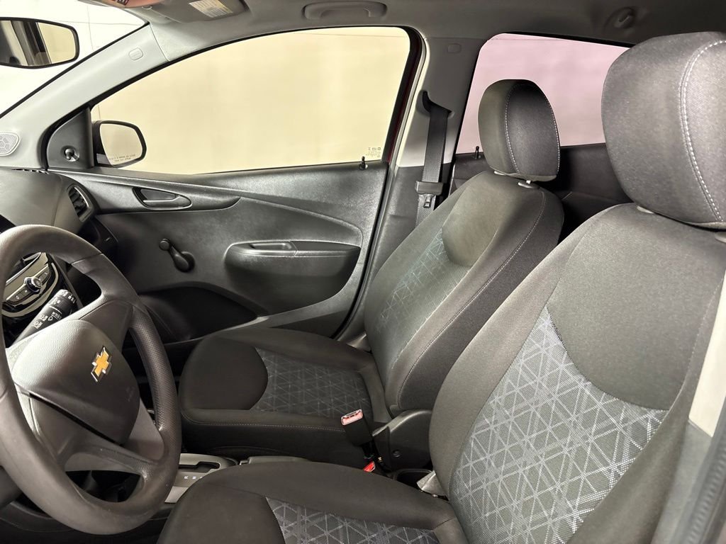 Used 2022 Red Chevrolet LS image 29