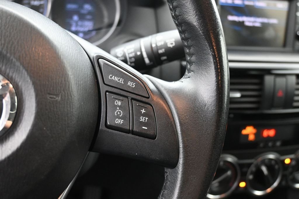 Used 2015 Silver Mazda Touring image 9