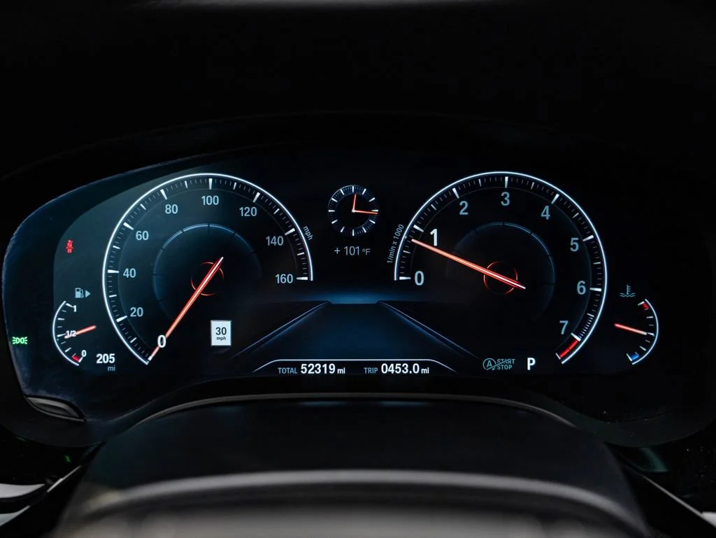 Used 2019 Bluestone Metallic BMW 540i xDrive image 30