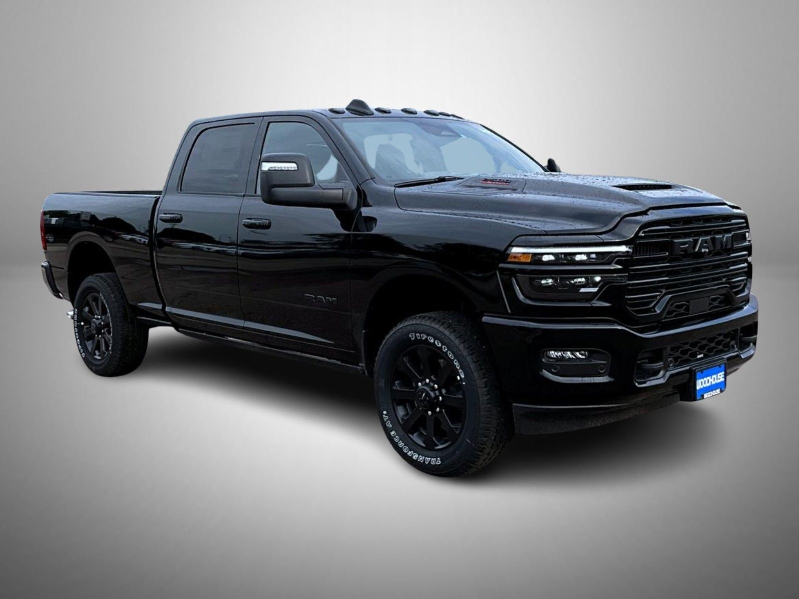 New 2026 Diamond Black Crystal Pearl-Coat Exterior Paint RAM Laramie image 3
