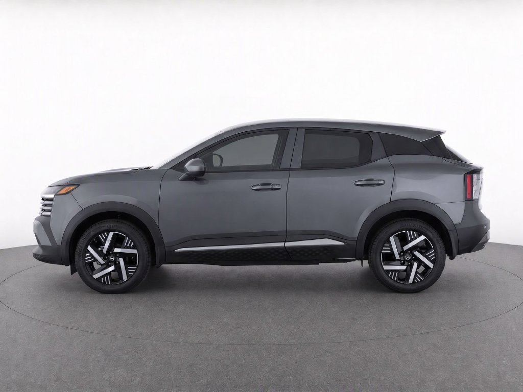 Used 2025 Gray Nissan SV image 7