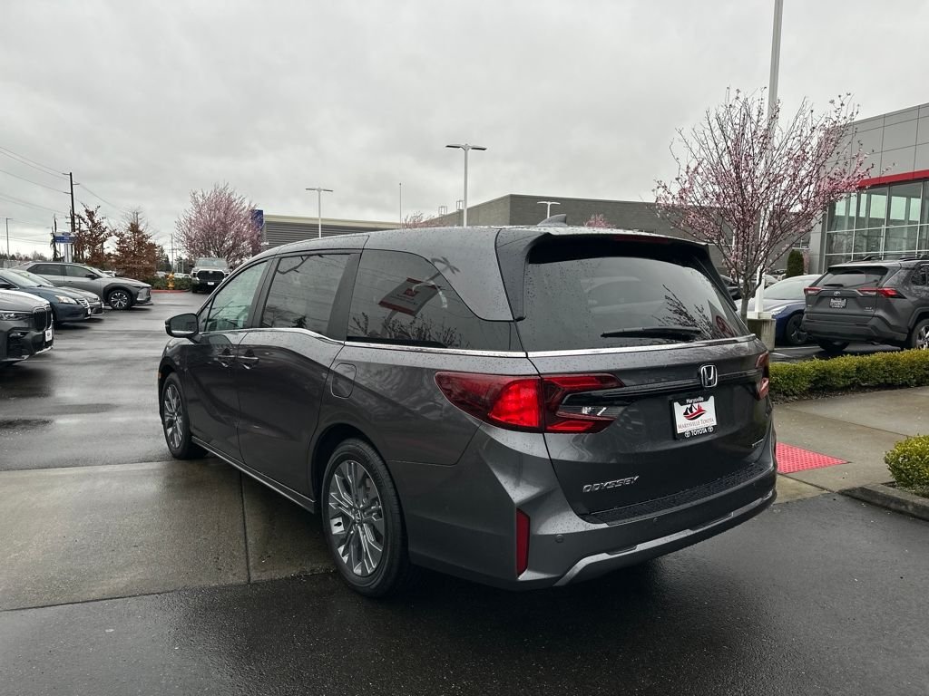 2026 Honda Odyssey Touring - Photo 3