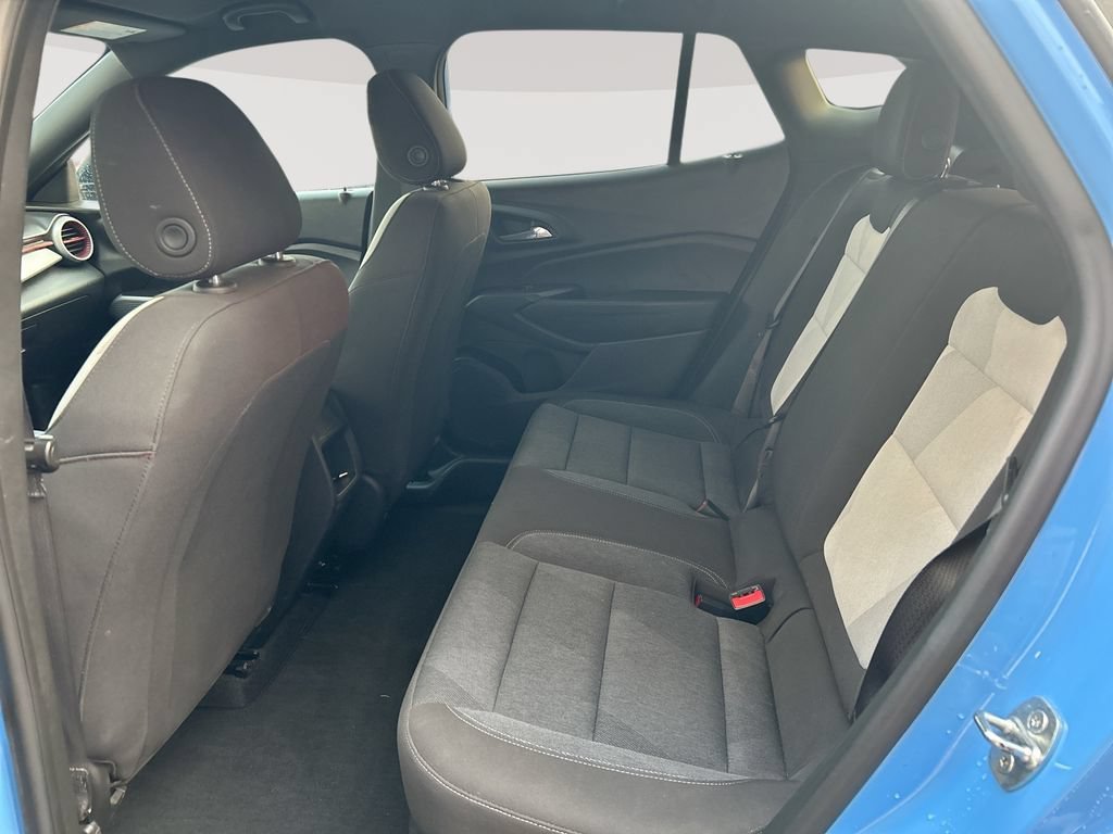 Used 2024 Fountain Blue Chevrolet 1RS image 27