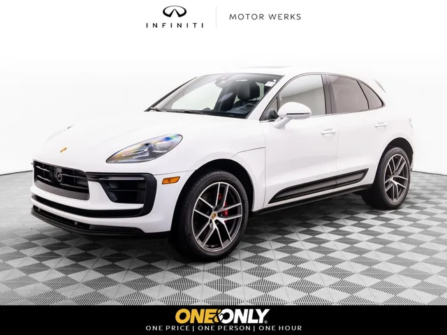 Pre-Owned 2023 Porsche Macan