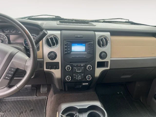 Used 2013 Pale Adobe Metall Ford XLT image 10