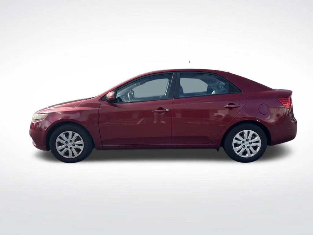 Used 2011 Red Kia EX image 8