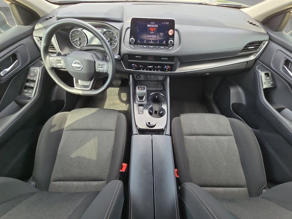Used 2025 Gray Nissan SV image 20