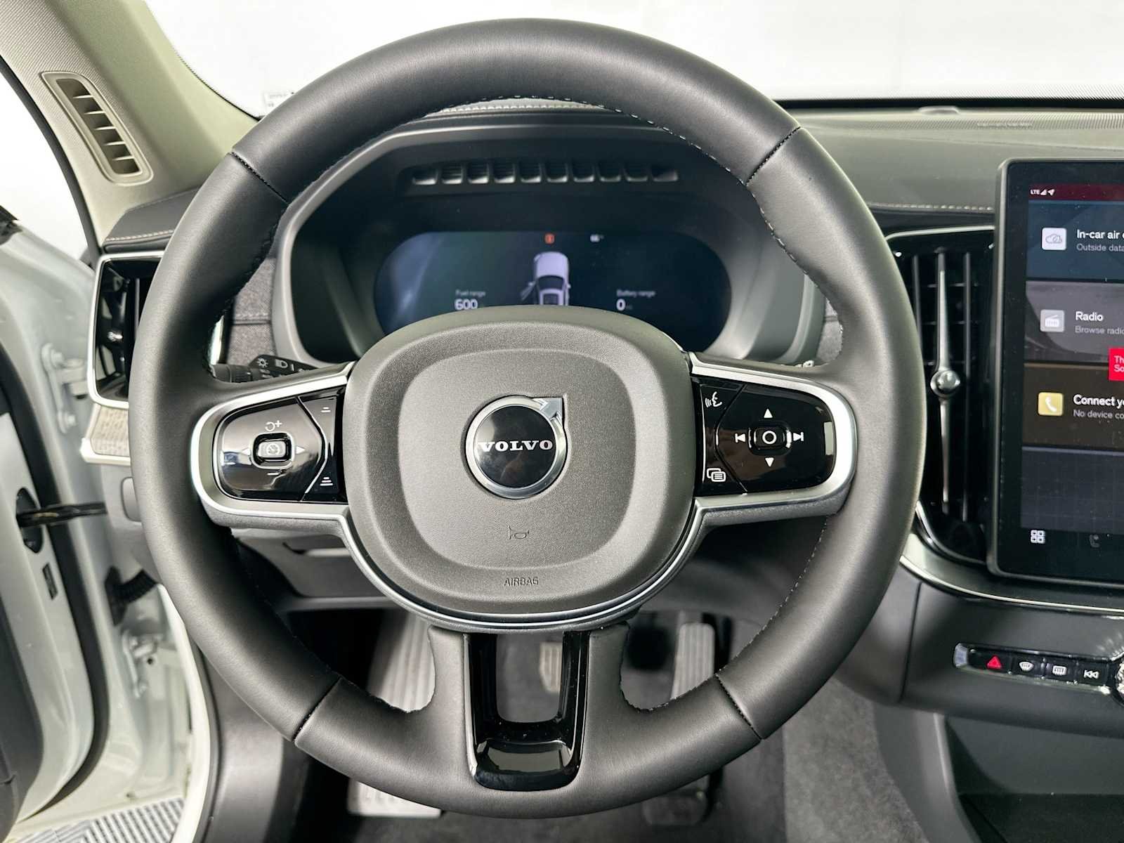 2025 Volvo XC90 Ultra - Photo 11