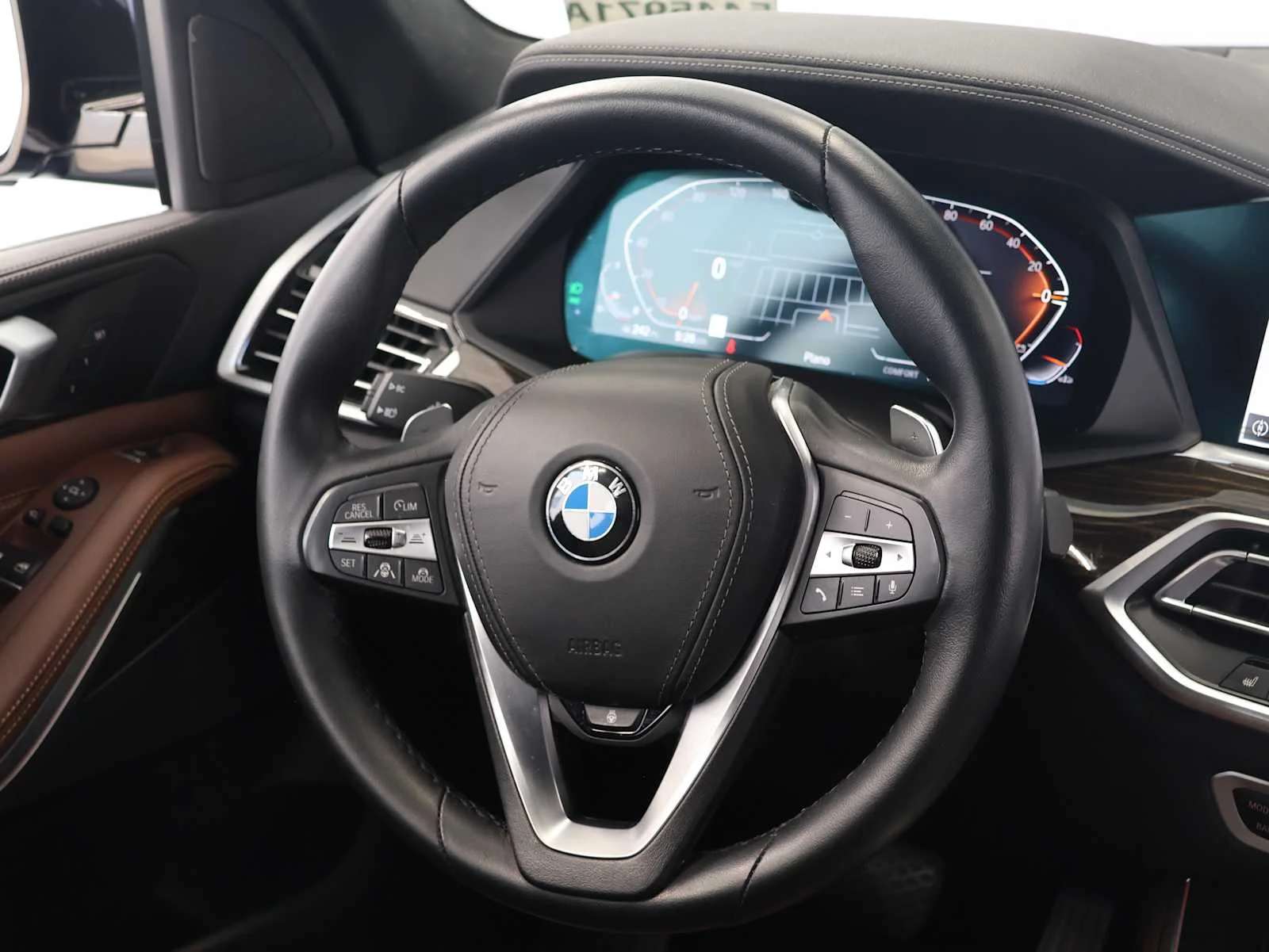 Certified Used 2023 Phytonic Blue Metallic BMW xDrive40i image 24