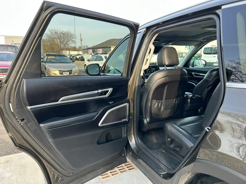 2021 Kia Telluride S - Photo 29