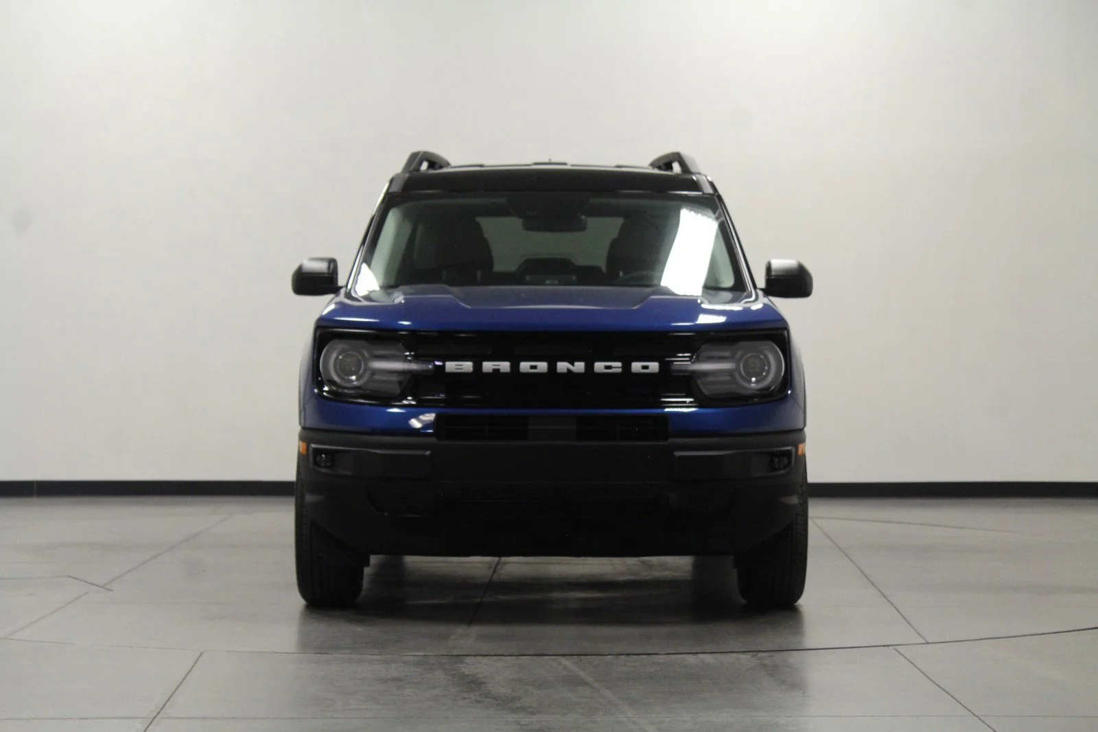 Used 2024 Atlas Blue Metallic Ford Outer Banks image 9