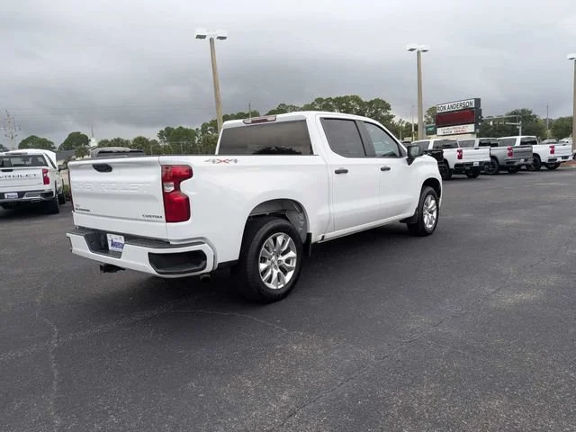 Used 2024 Summit White Chevrolet Custom image 3