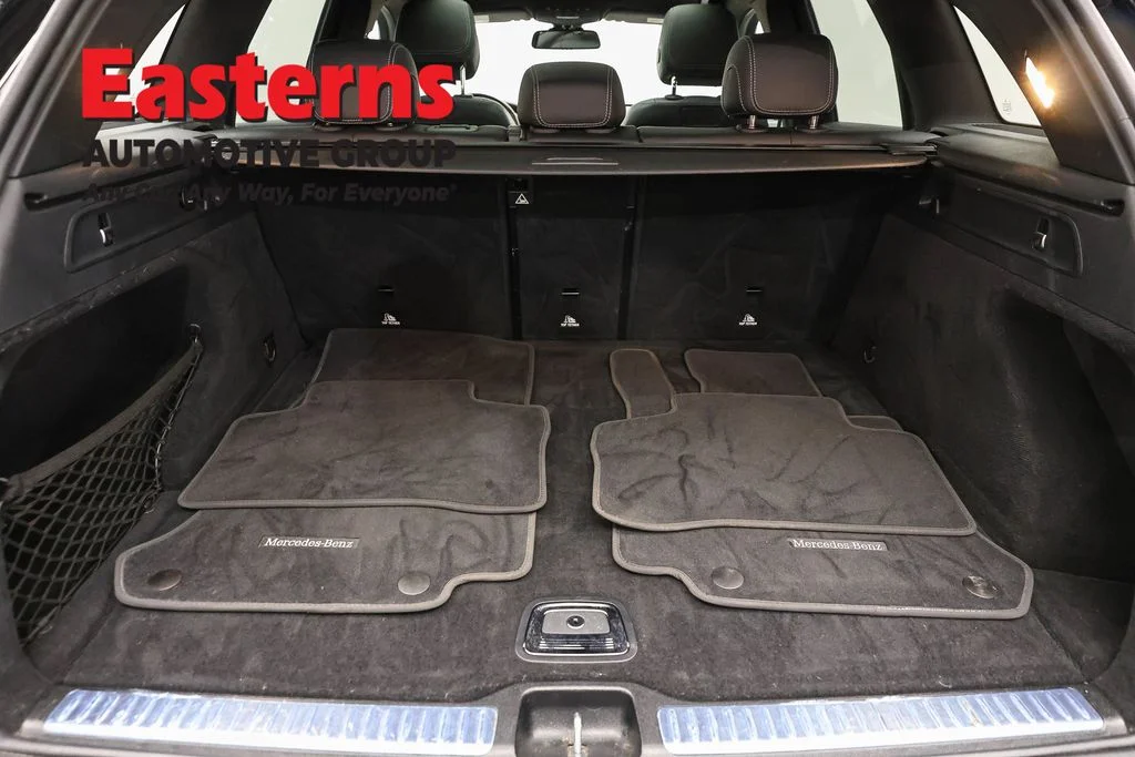 Used 2018 Black Mercedes-Benz GLC 300 image 9