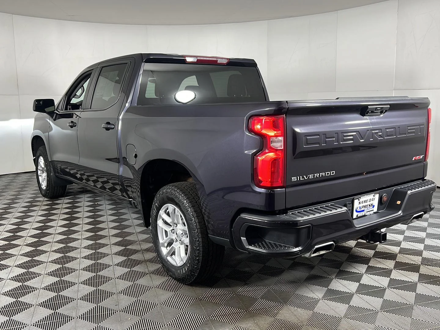 Used 2023 Dark Ash Metallic Chevrolet RST image 8