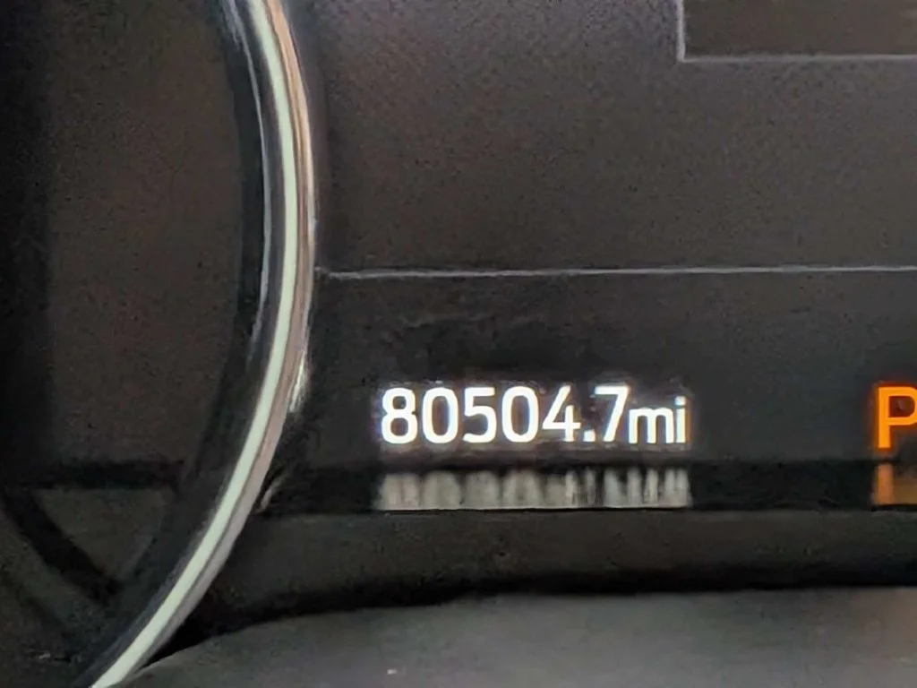 Used 2022 Oxford White Ford Lariat image 28