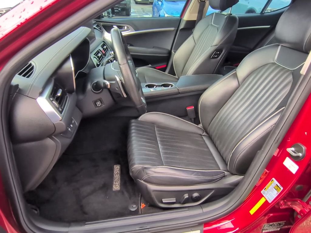Used 2022 Red Genesis 2.0T image 11