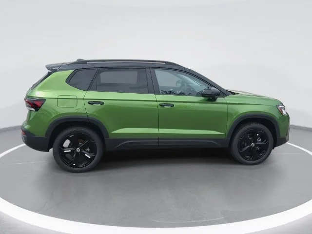 New 2026 Green Volkswagen 1.5T SE Black image 14