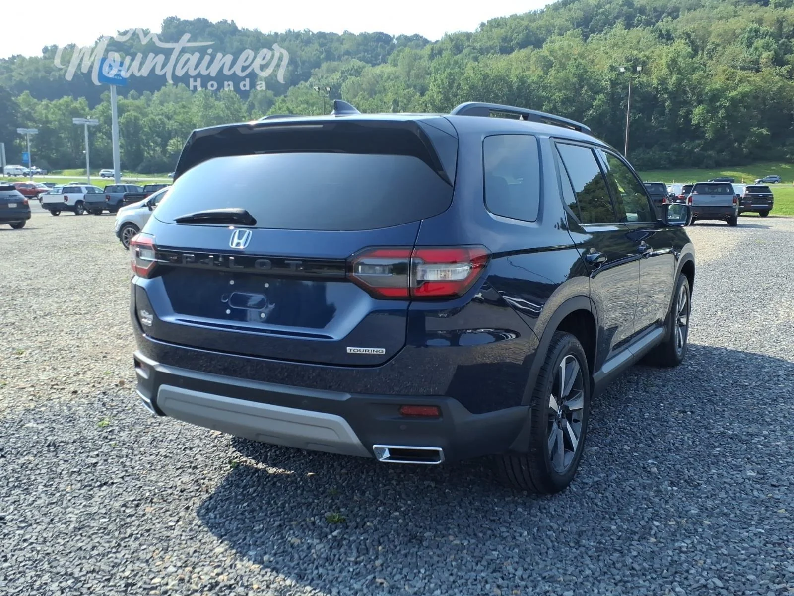 Used 2025 Obsidian Blue Pearl Honda Touring image 5