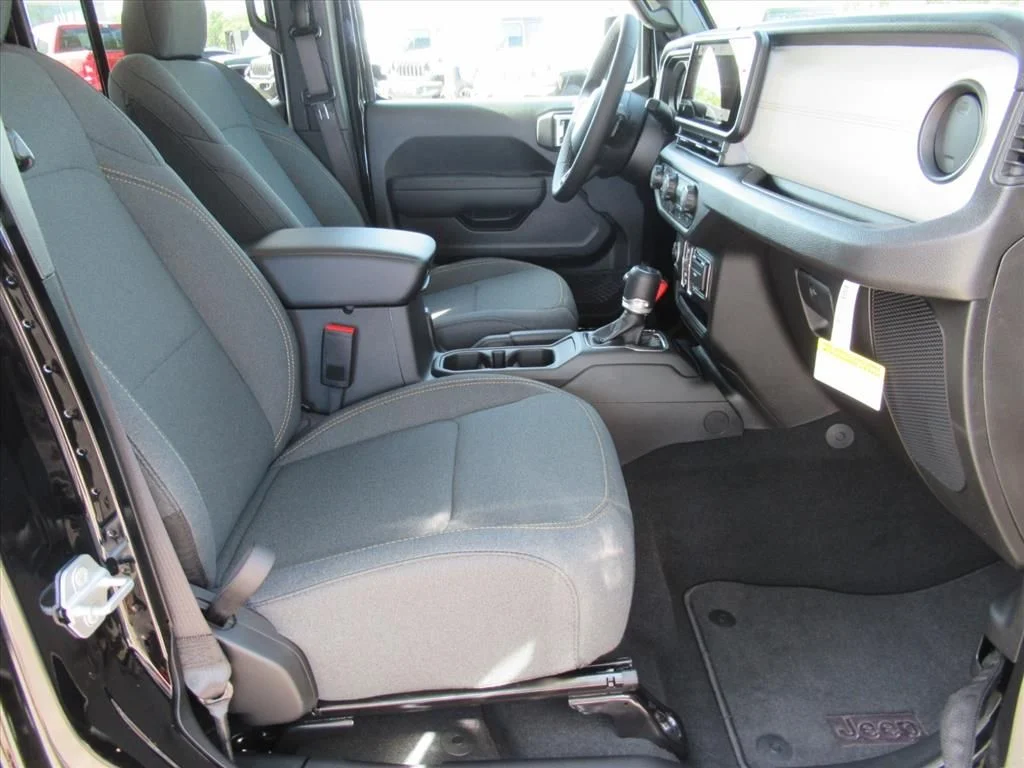 New 2026 Black Clear-Coat Exterior Paint Jeep Sport S image 28
