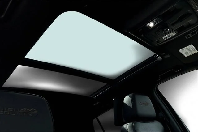 Used 2024 Black Chevrolet High Country image 27