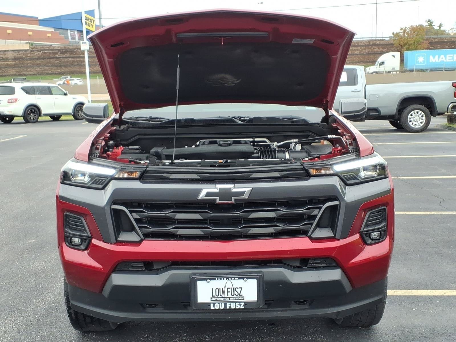 Used 2023 RADIANT RED TINTCOAT Chevrolet 4WD LT image 32