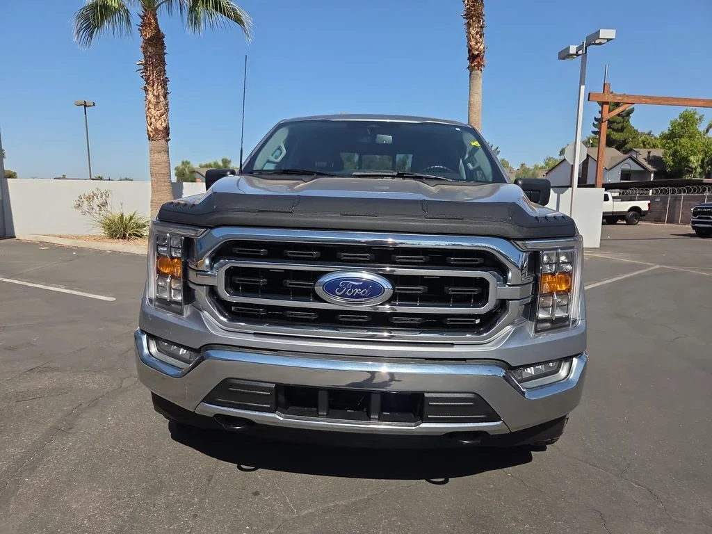 Used 2023 Gray Ford XLT image 2