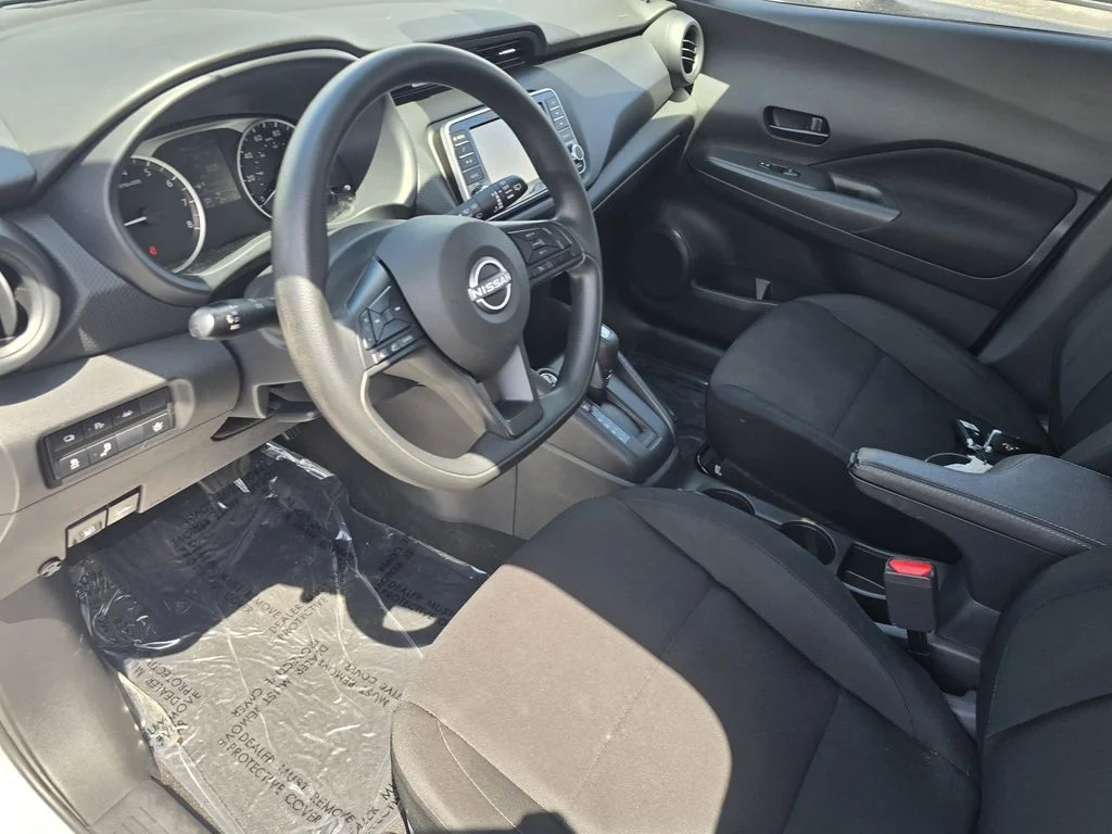 Used 2025 White Nissan S image 20